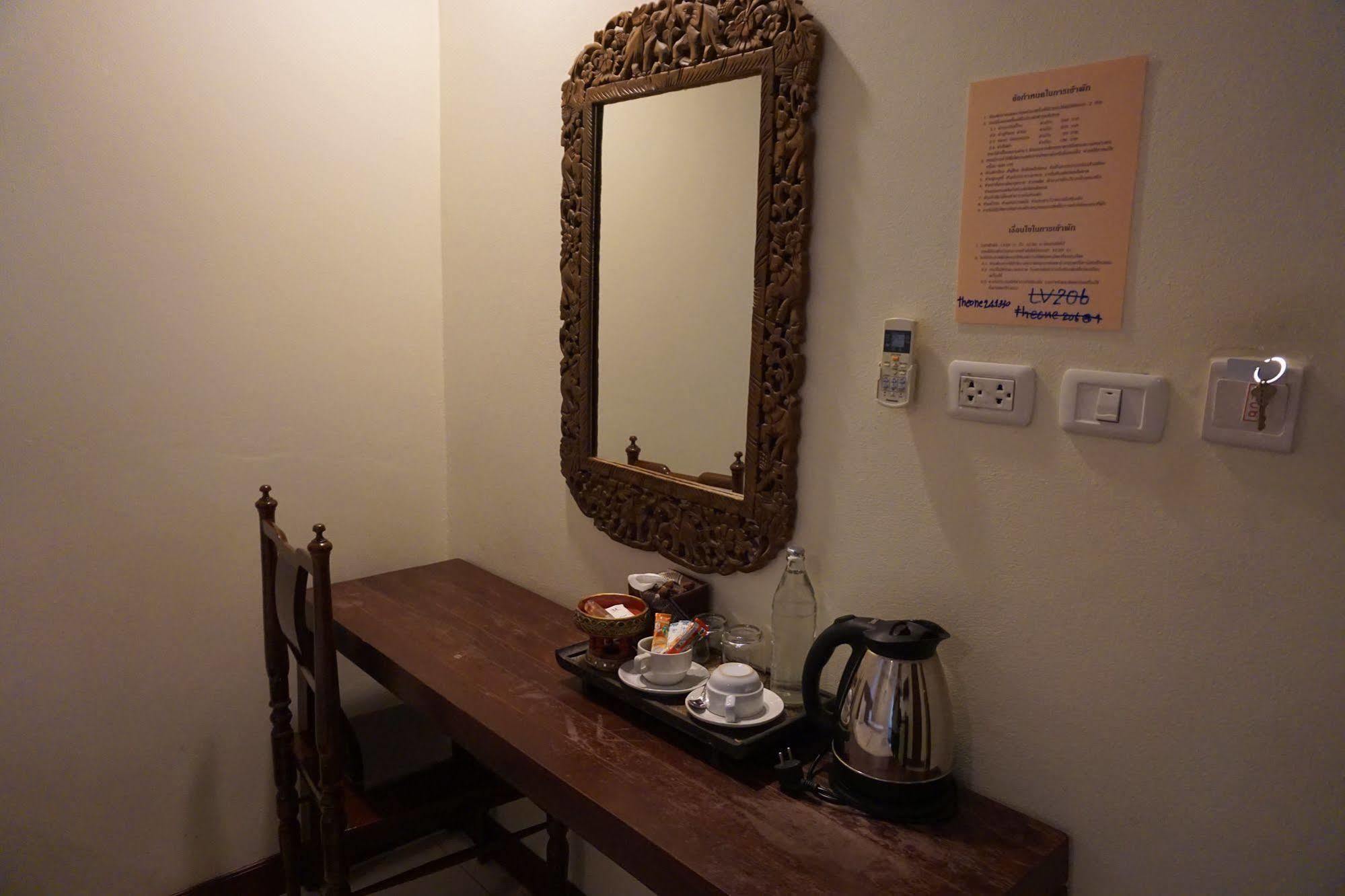 The One Residence Udon Thani Esterno foto