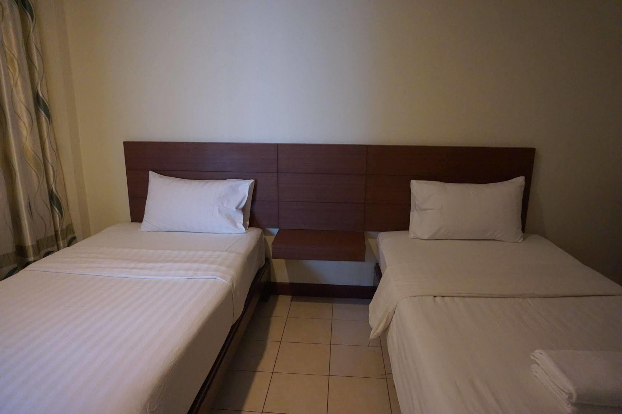 The One Residence Udon Thani Esterno foto